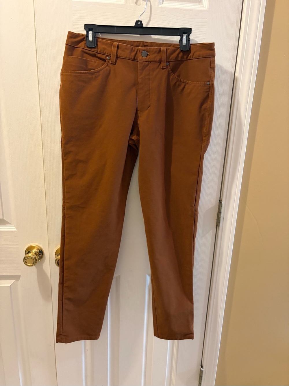 lululemon athletica Men's Classic Five-Pocket Skinny Pants — Chestnut Brown